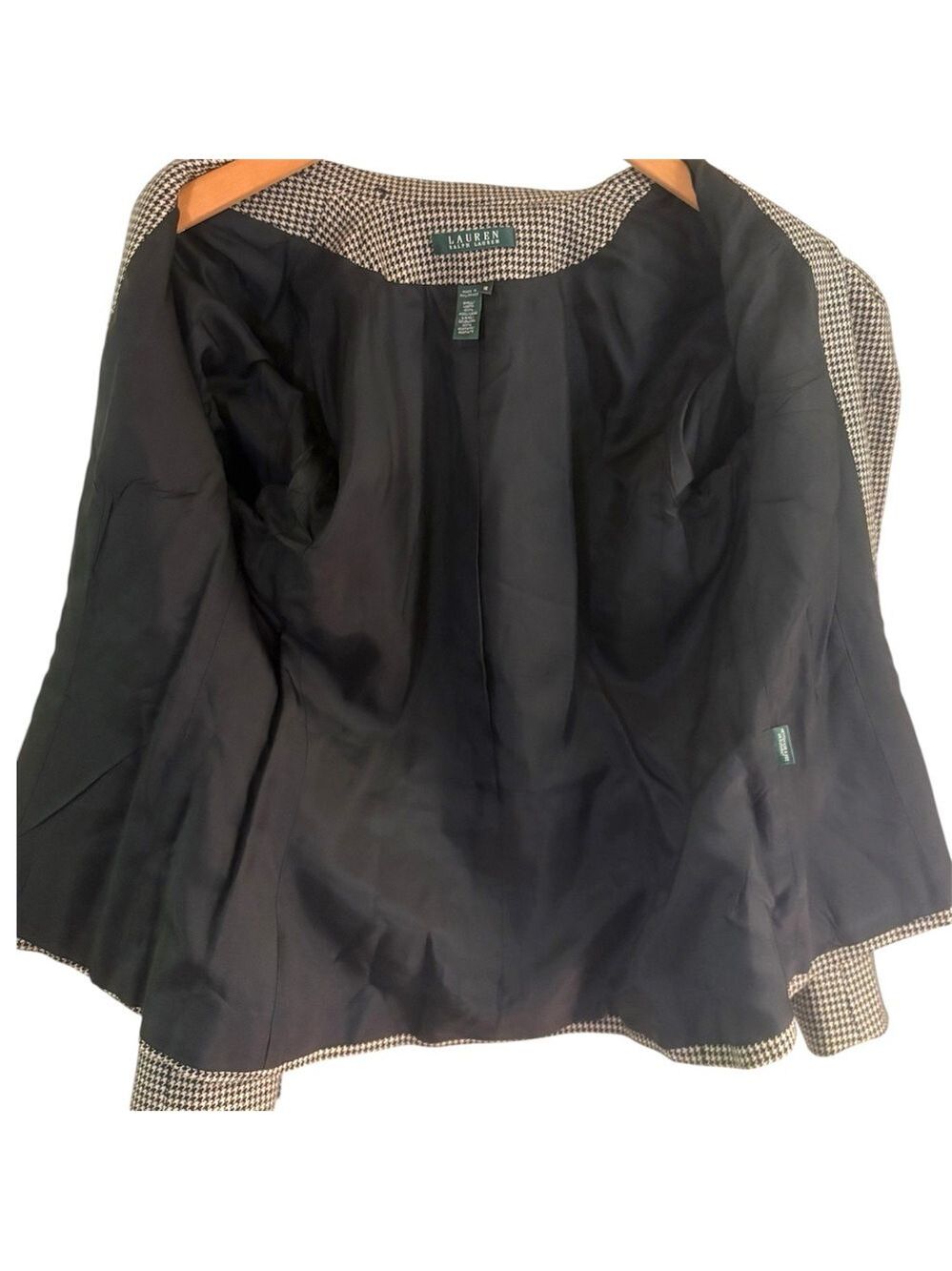 Lauren Ralph Lauren Black/Tan Houndstooth Blazer. Size 10. 100% wool/lined. EUC! - Picture 6 of 10